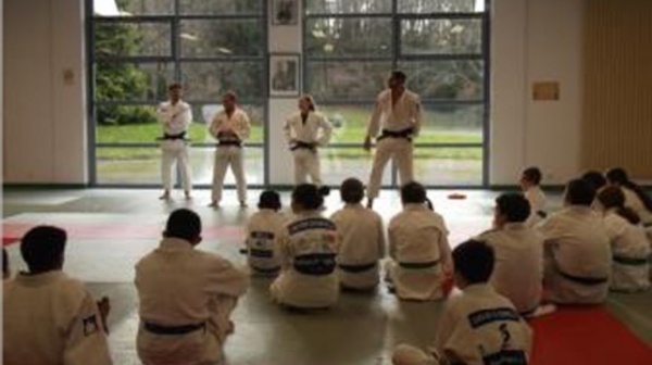 Minimes :  Le Rapport de stage d´un stagiaire !